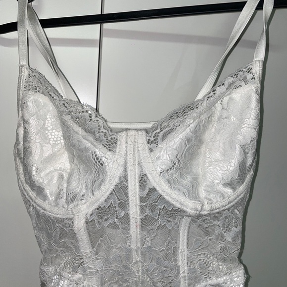 Elegant Silver Lace Satin Slip - Picture 2 of 3